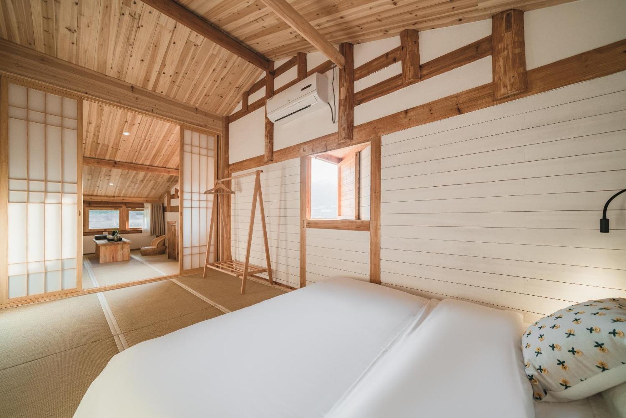 肇兴溪舍山堂 Creekside Inn ليبينج المظهر الخارجي الصورة